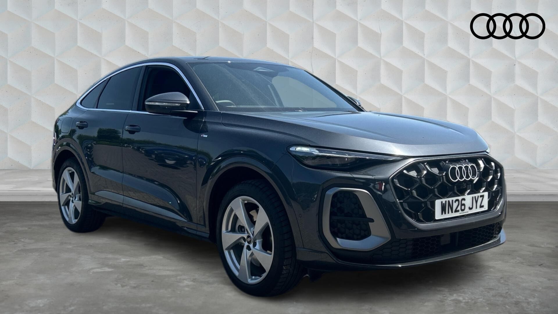 Main listing image - Audi Q5