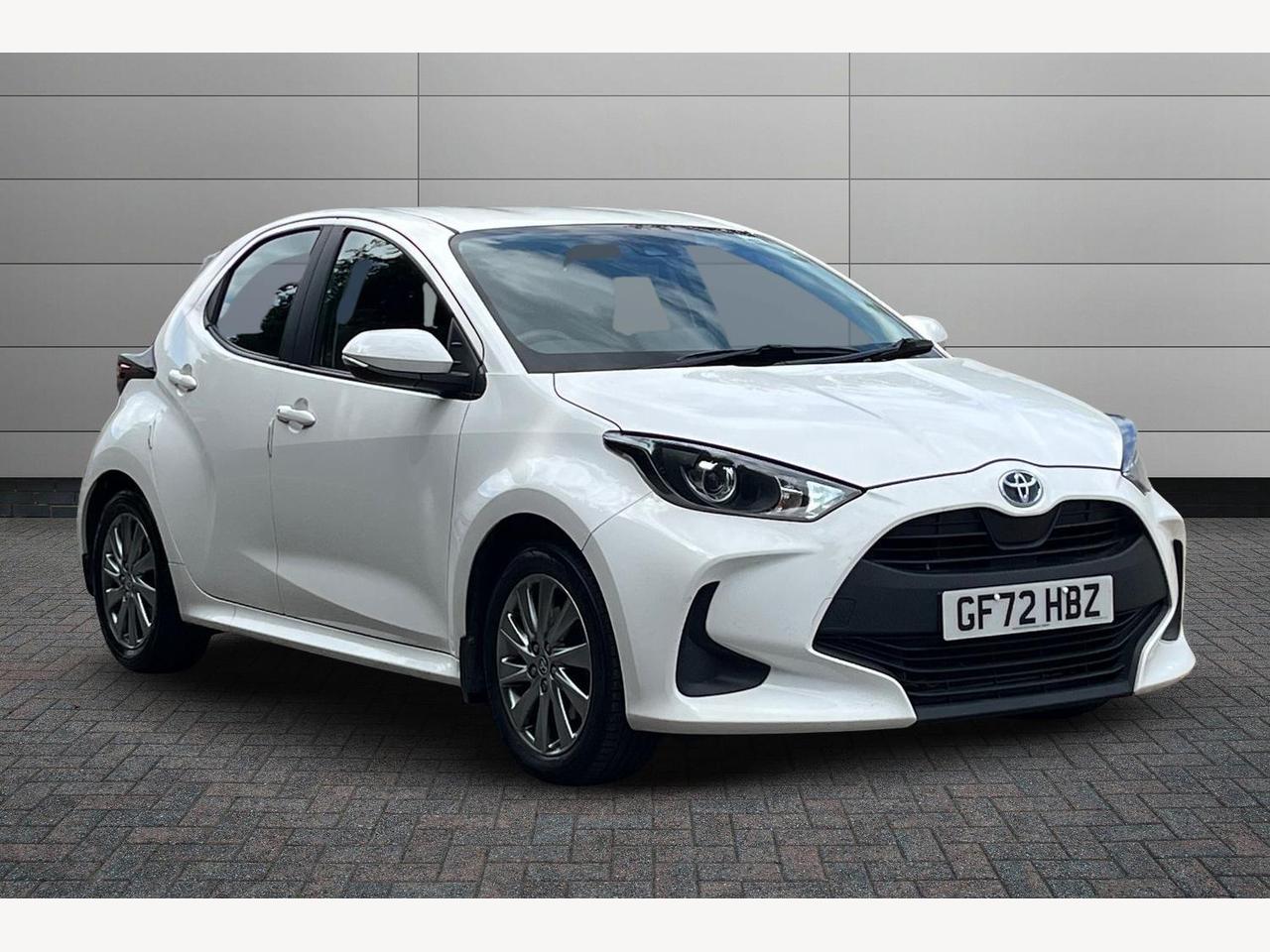 Main listing image - Toyota Yaris