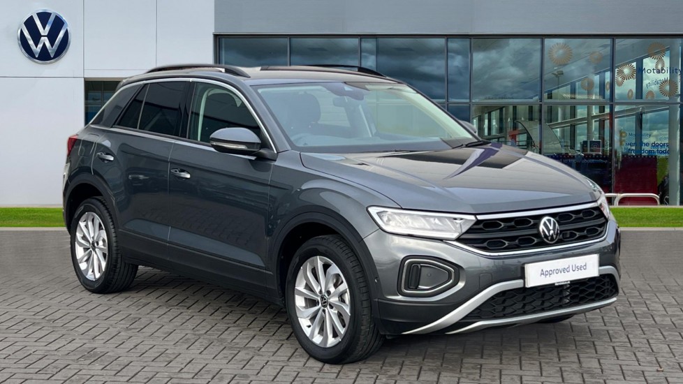 Main listing image - Volkswagen T-Roc