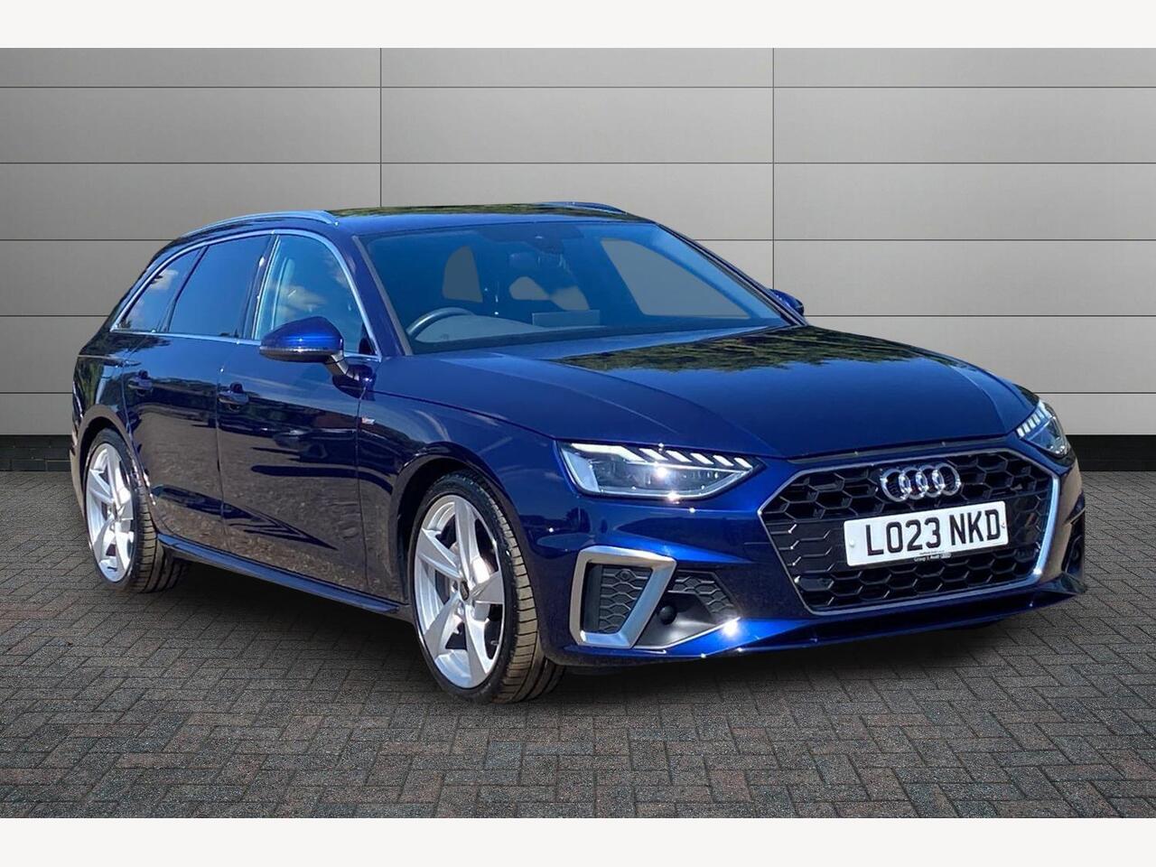 Main listing image - Audi A4