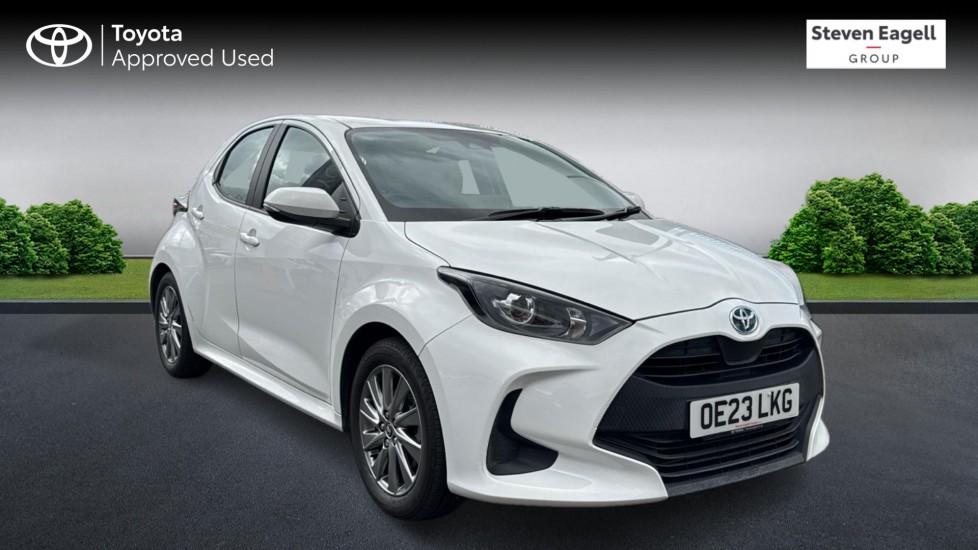 Main listing image - Toyota Yaris