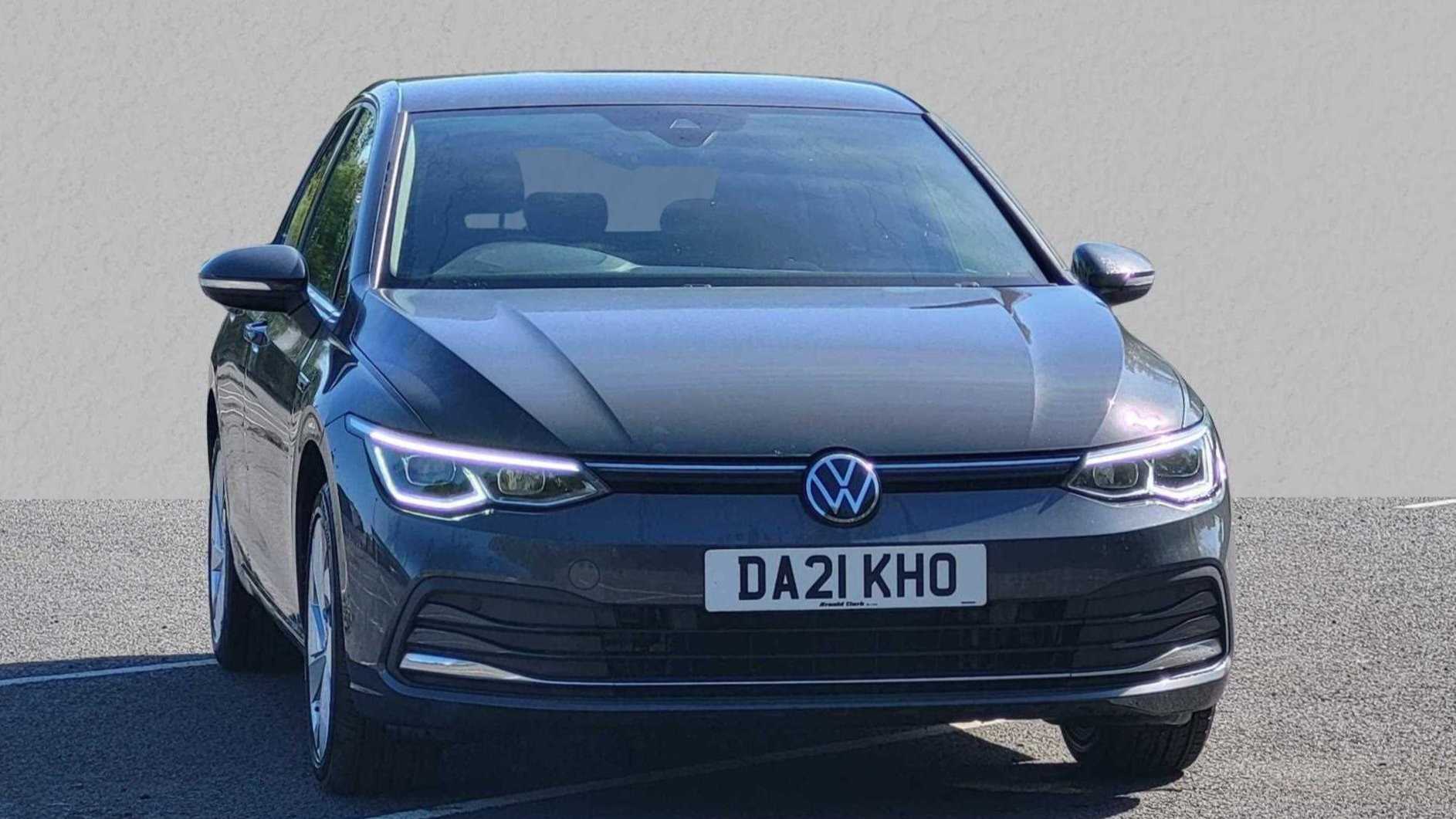 Main listing image - Volkswagen Golf