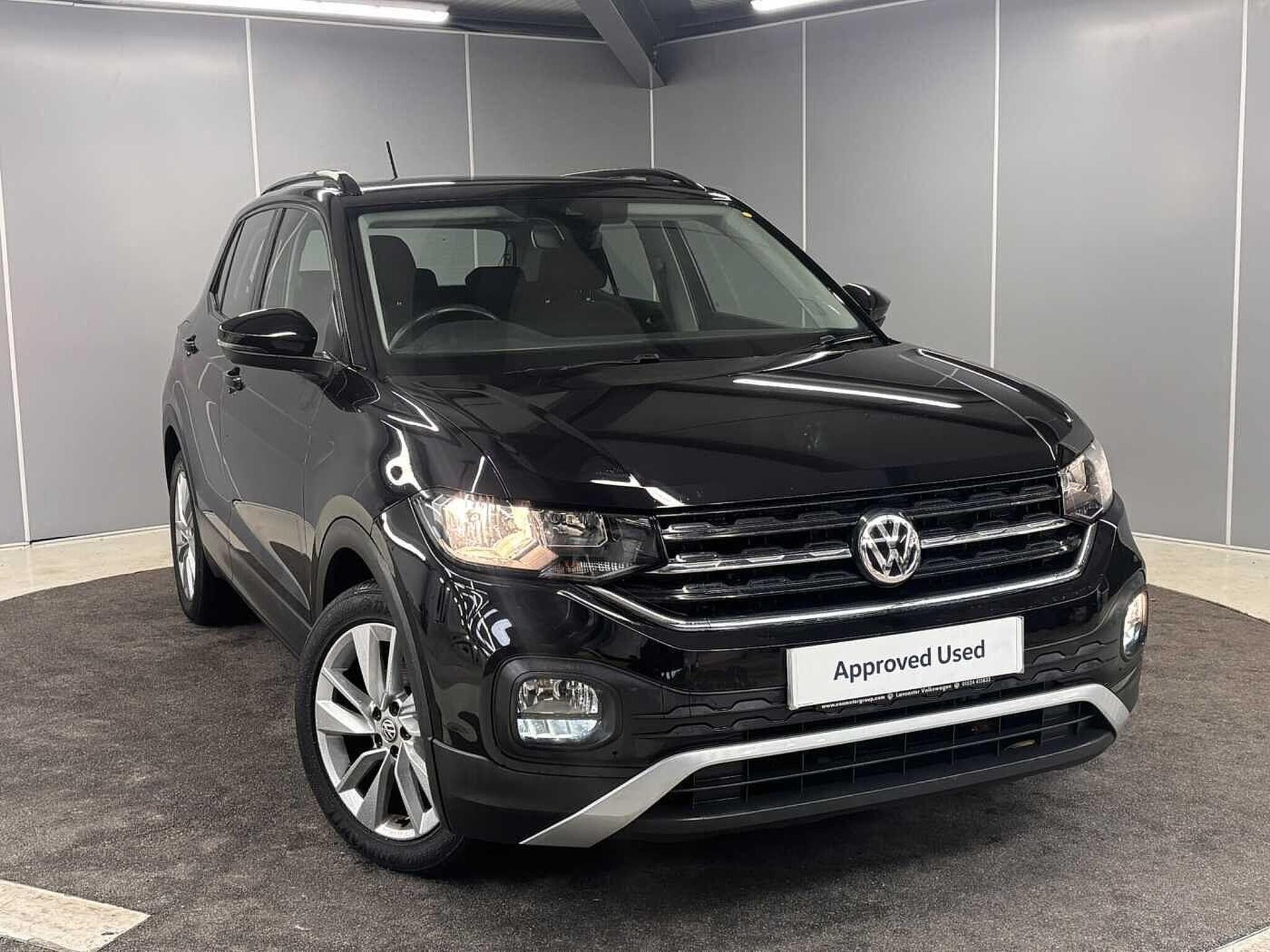 Main listing image - Volkswagen T-Cross