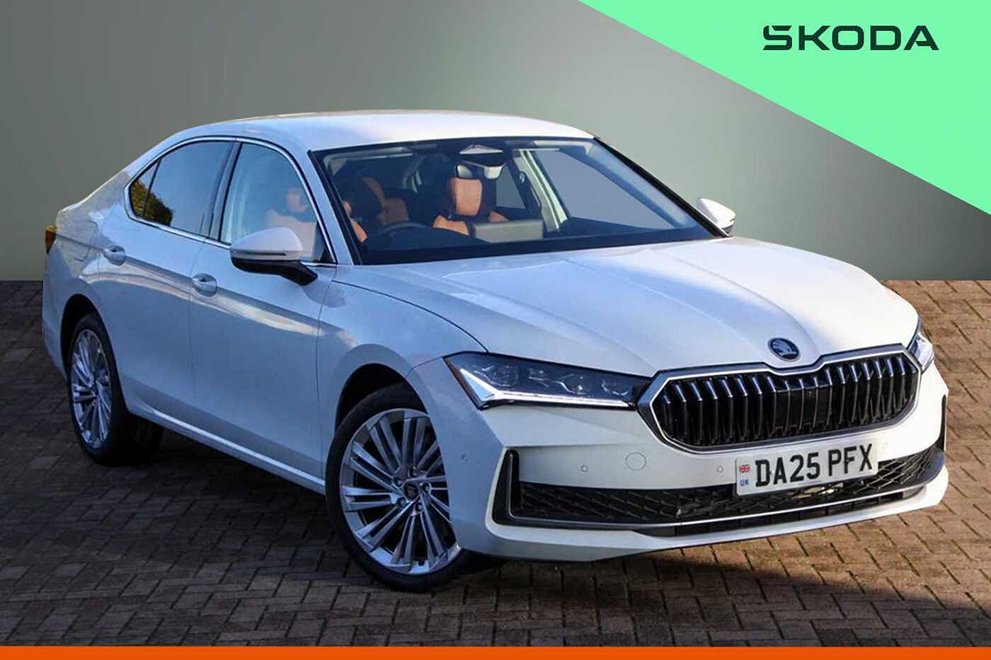 Main listing image - Skoda Superb