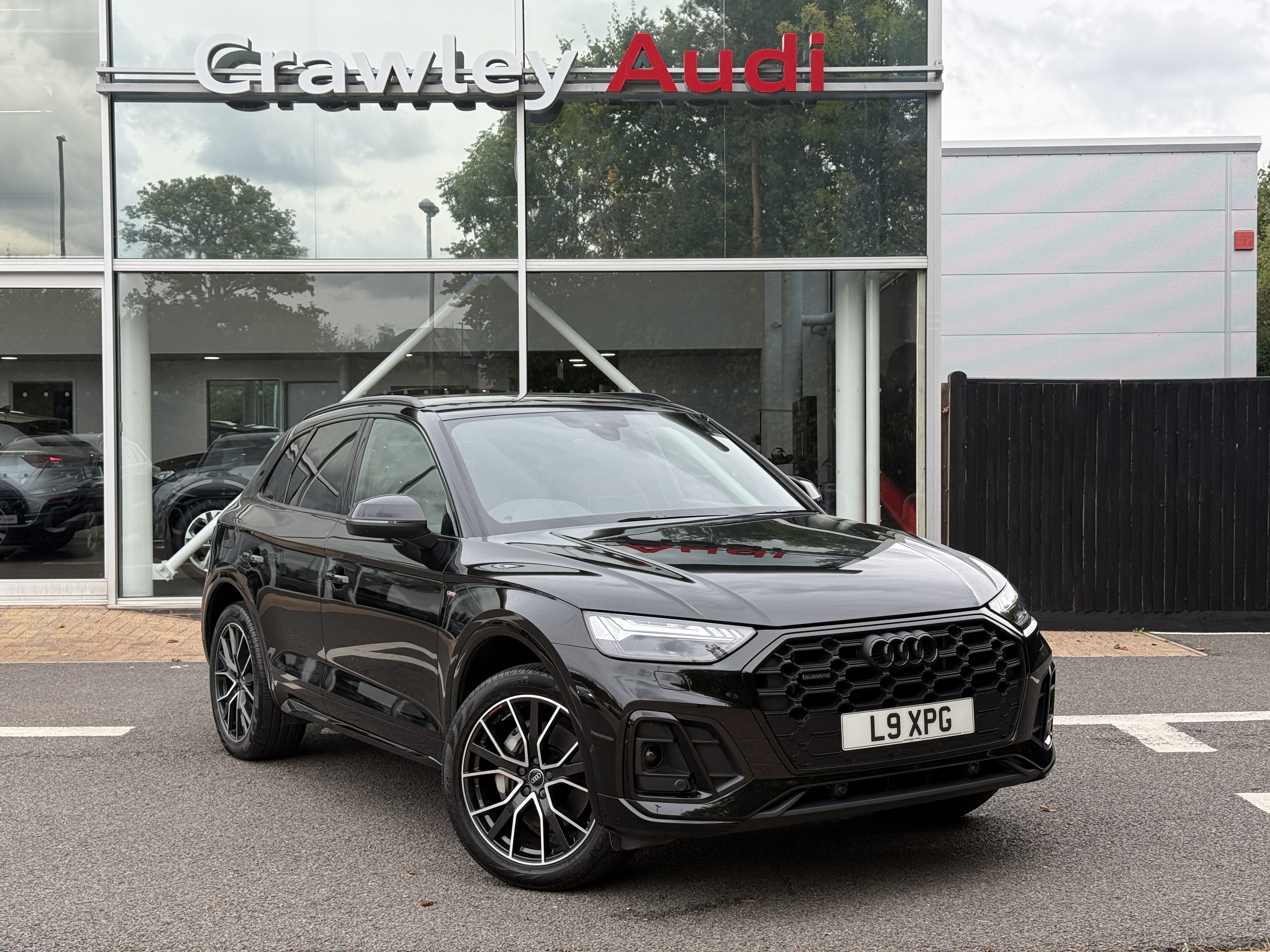 Main listing image - Audi Q5
