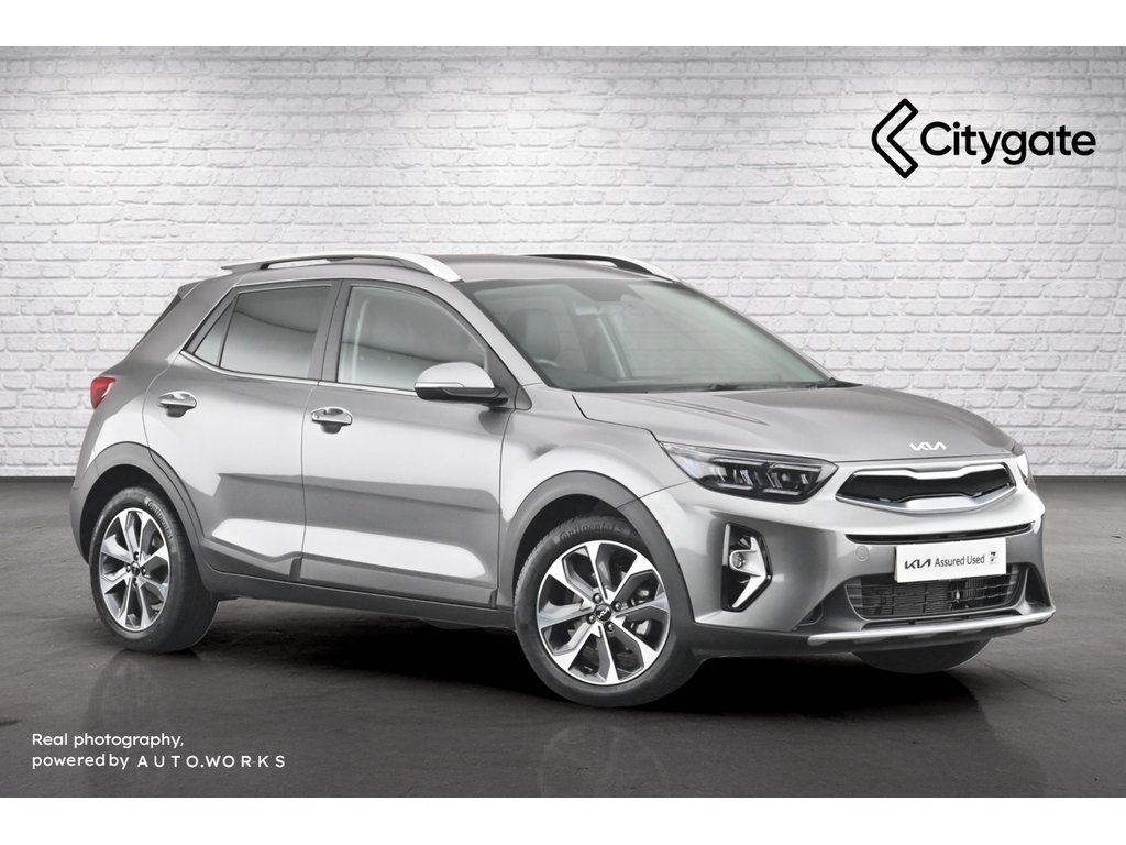 Main listing image - Kia Stonic