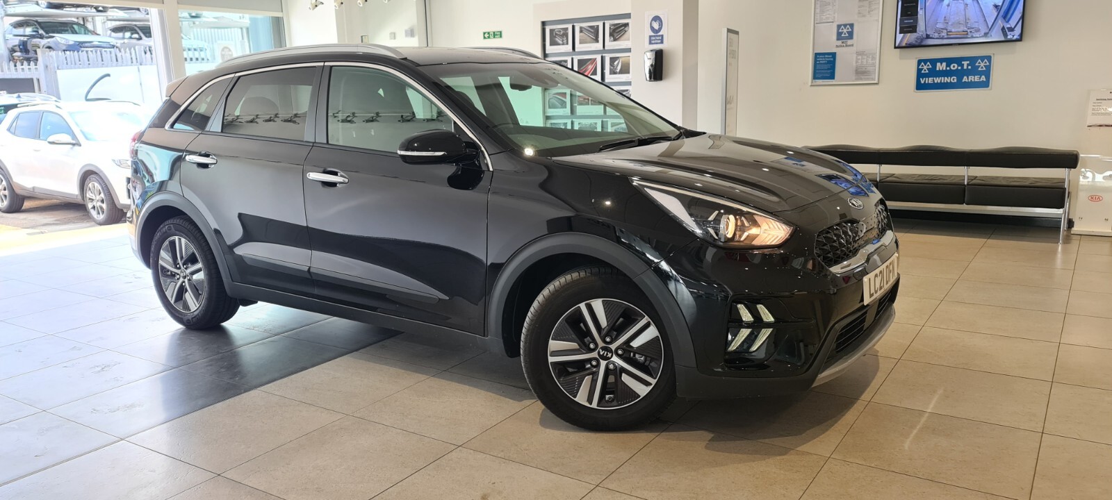 Main listing image - Kia Niro