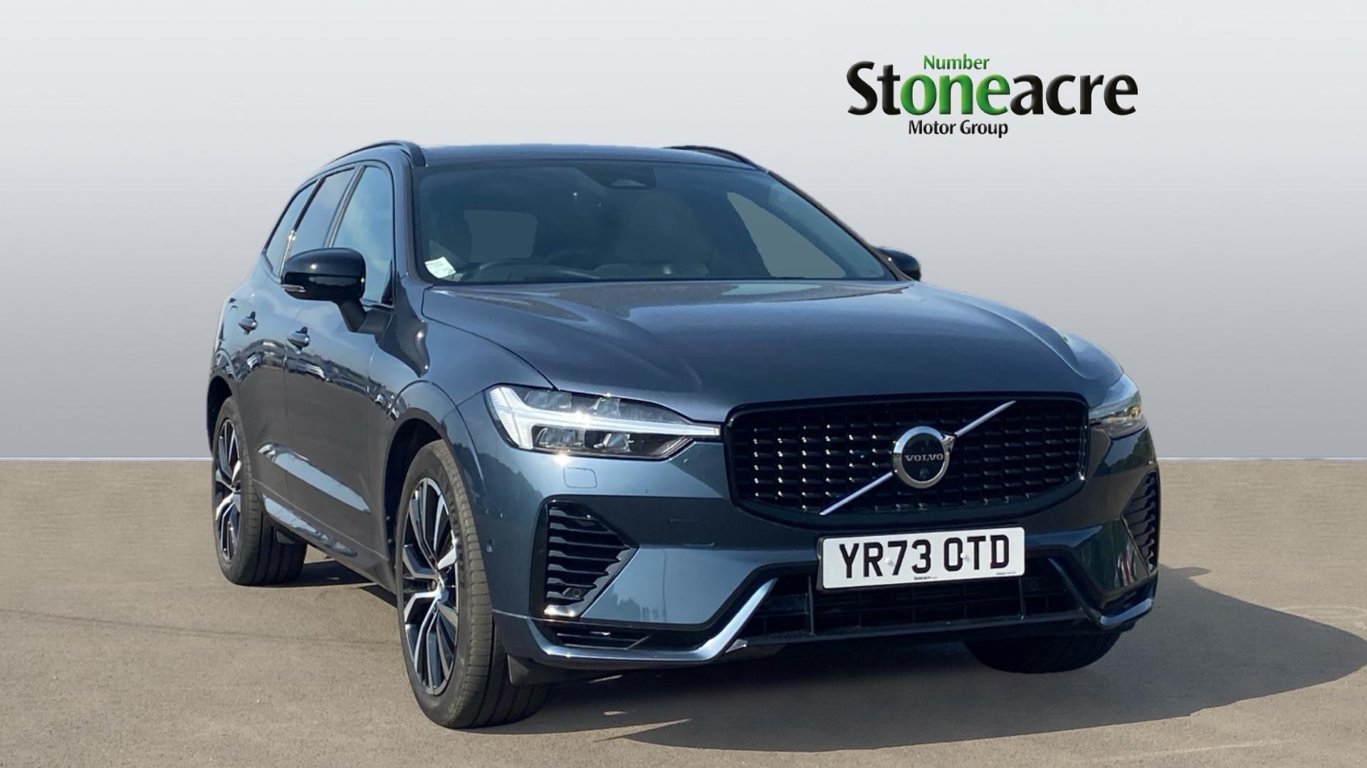 Main listing image - Volvo XC60