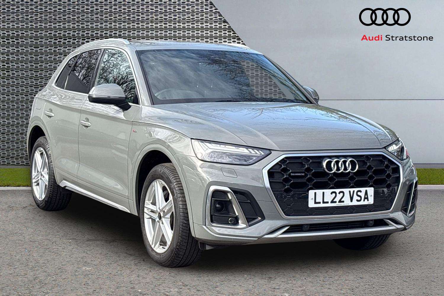 Main listing image - Audi Q5