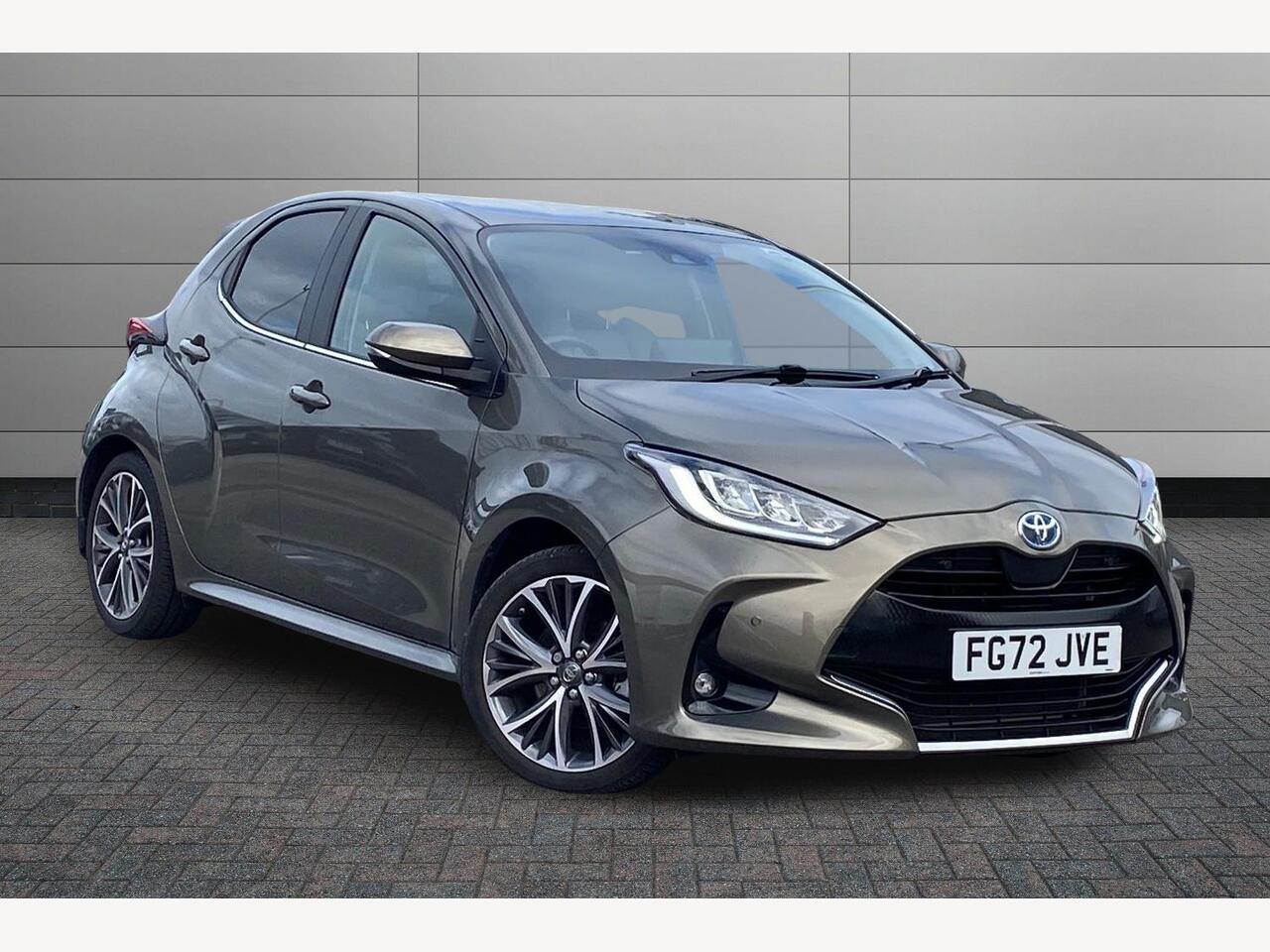 Main listing image - Toyota Yaris