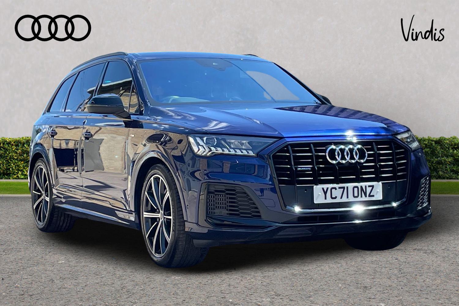 Main listing image - Audi Q7