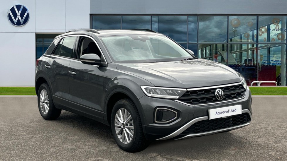 Main listing image - Volkswagen T-Roc