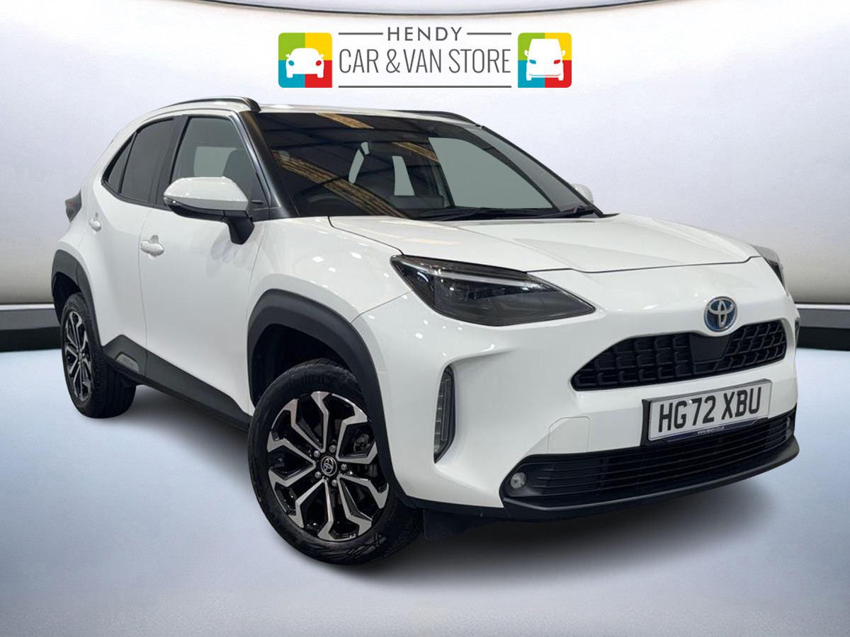 Main listing image - Toyota Yaris Cross