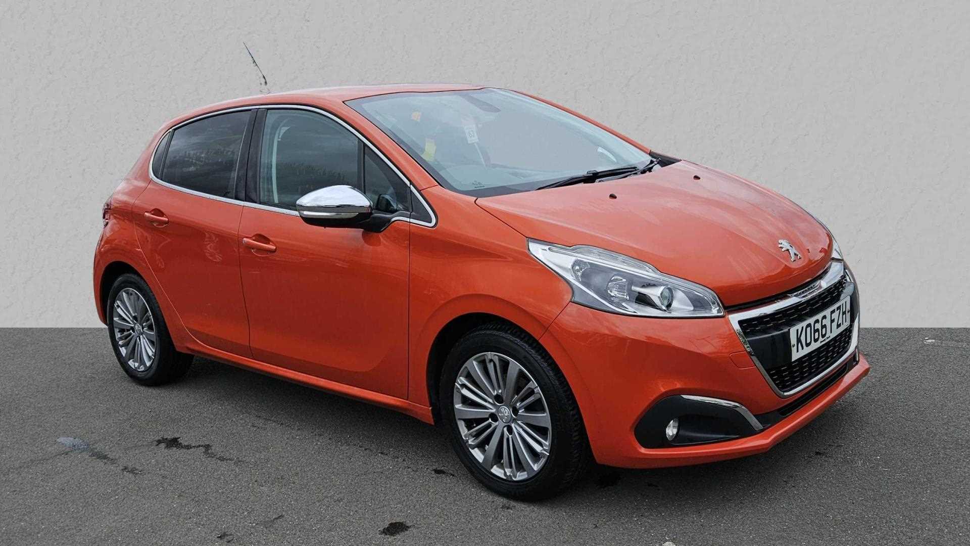 Main listing image - Peugeot 208