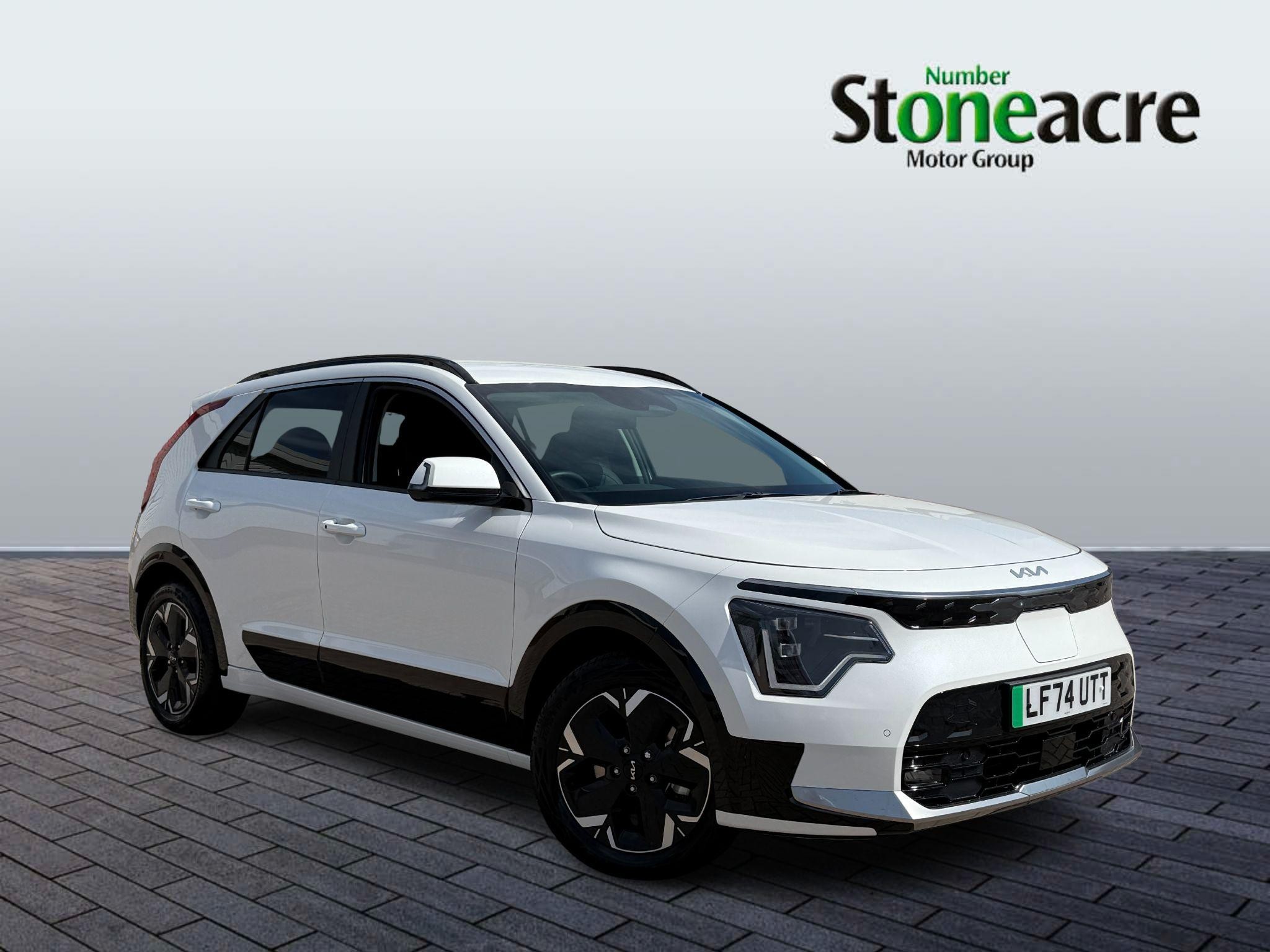 Main listing image - Kia Niro
