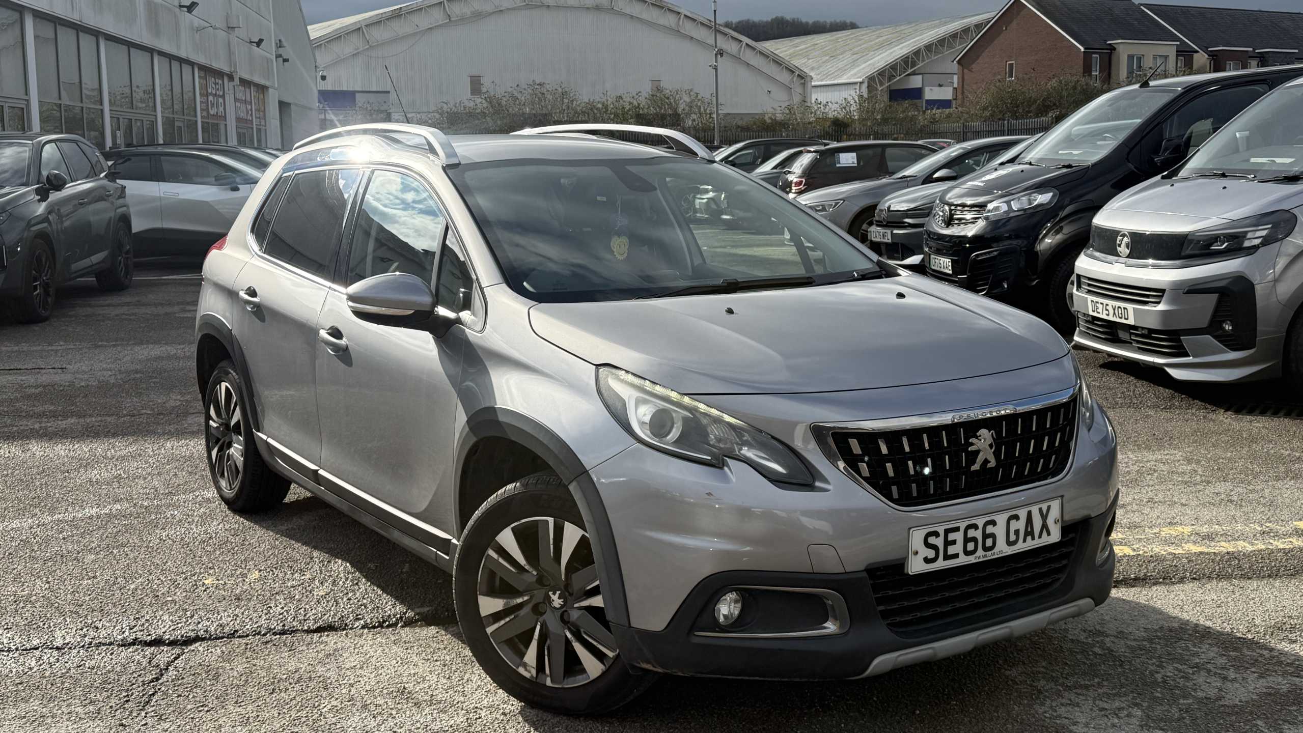 Main listing image - Peugeot 2008
