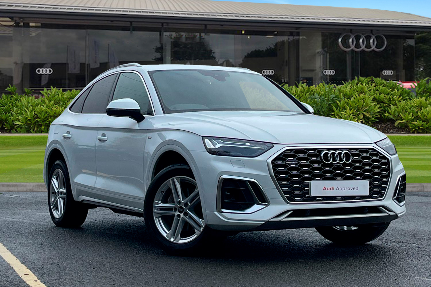 Main listing image - Audi Q5 Sportback