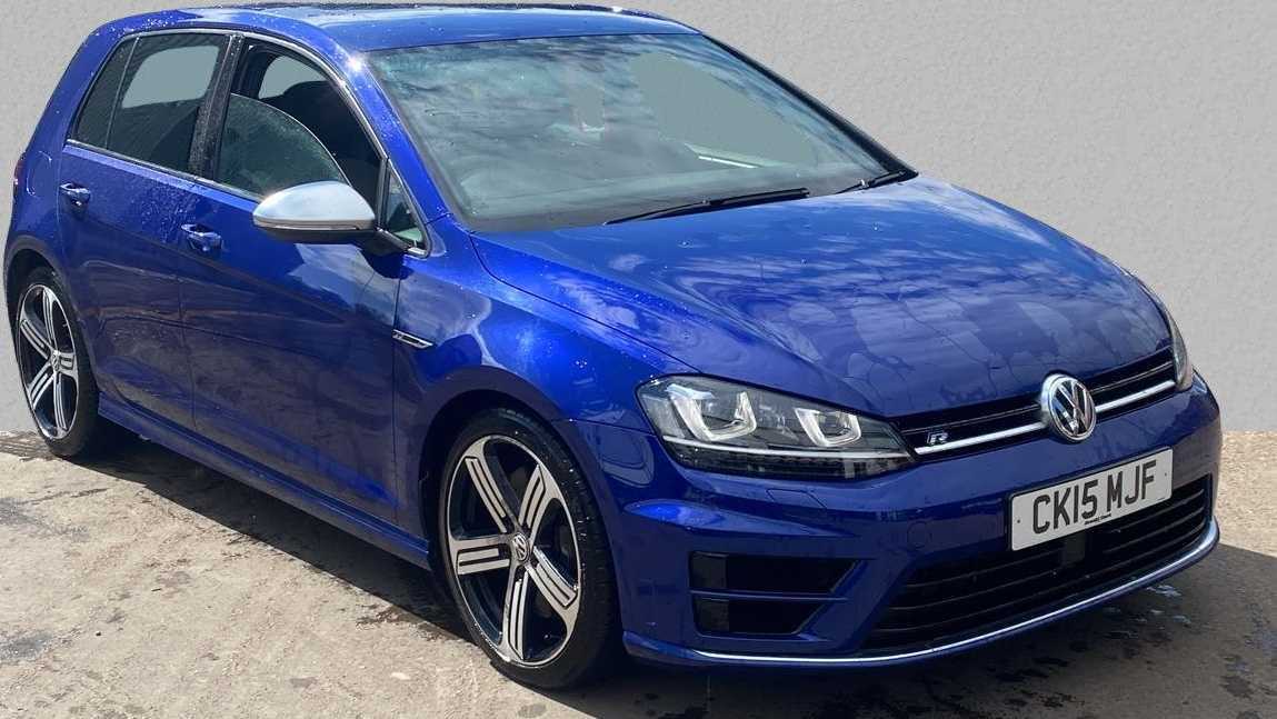 Main listing image - Volkswagen Golf R