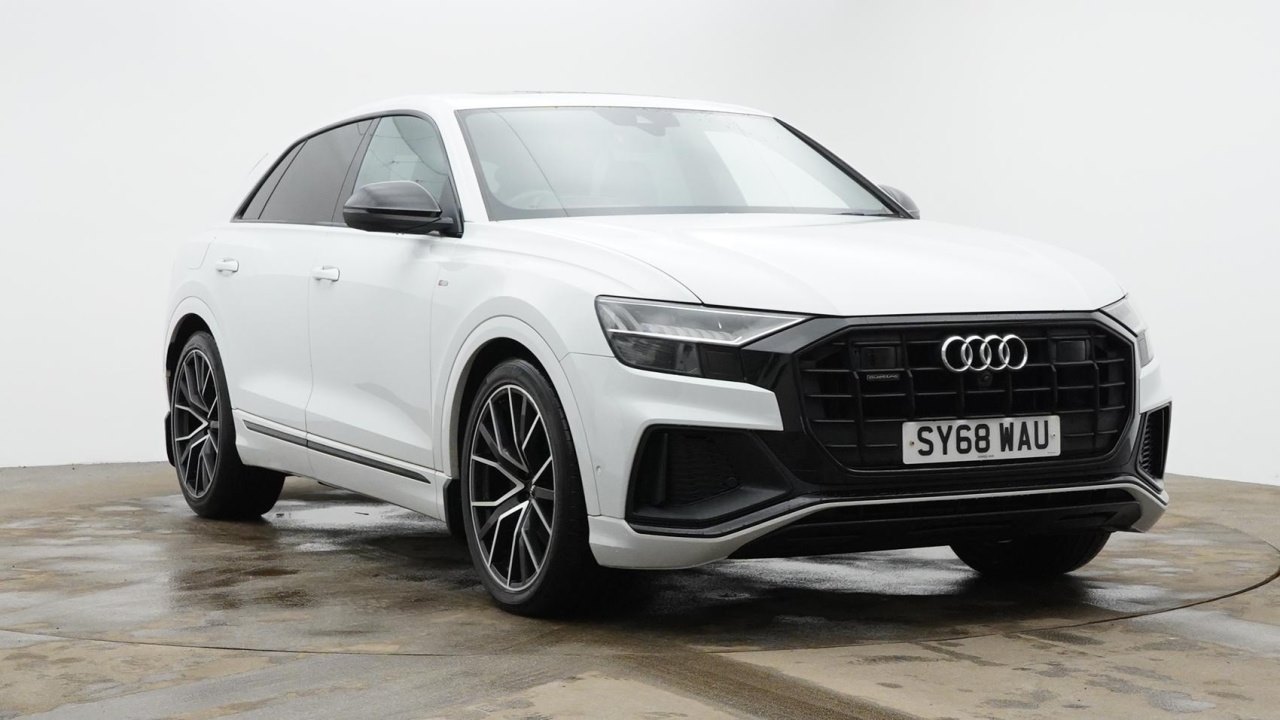 Main listing image - Audi Q8