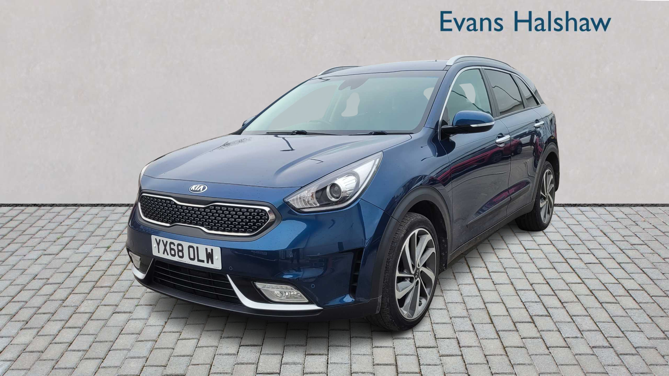 Main listing image - Kia Niro