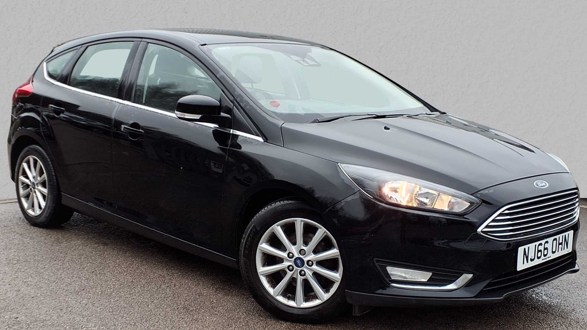 Main listing image - Ford Focus