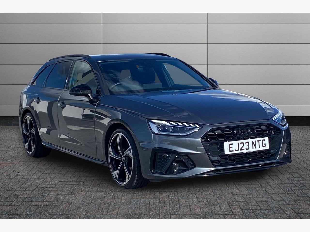 Main listing image - Audi A4