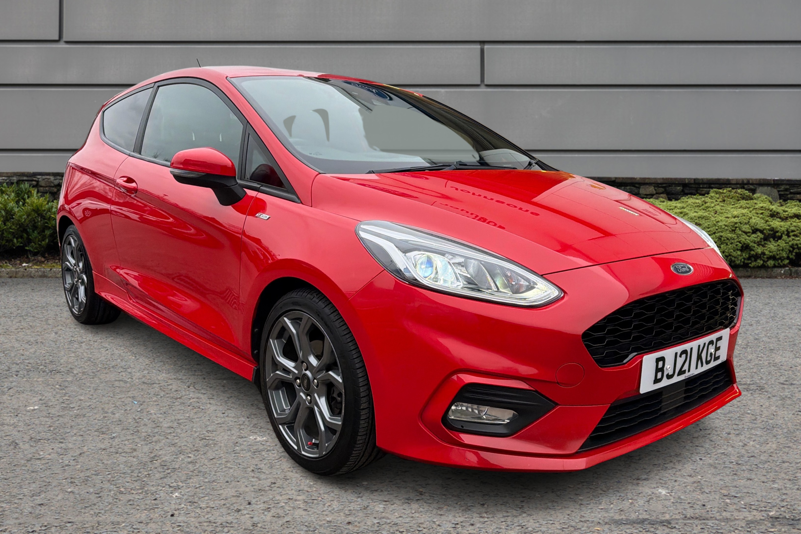Main listing image - Ford Fiesta