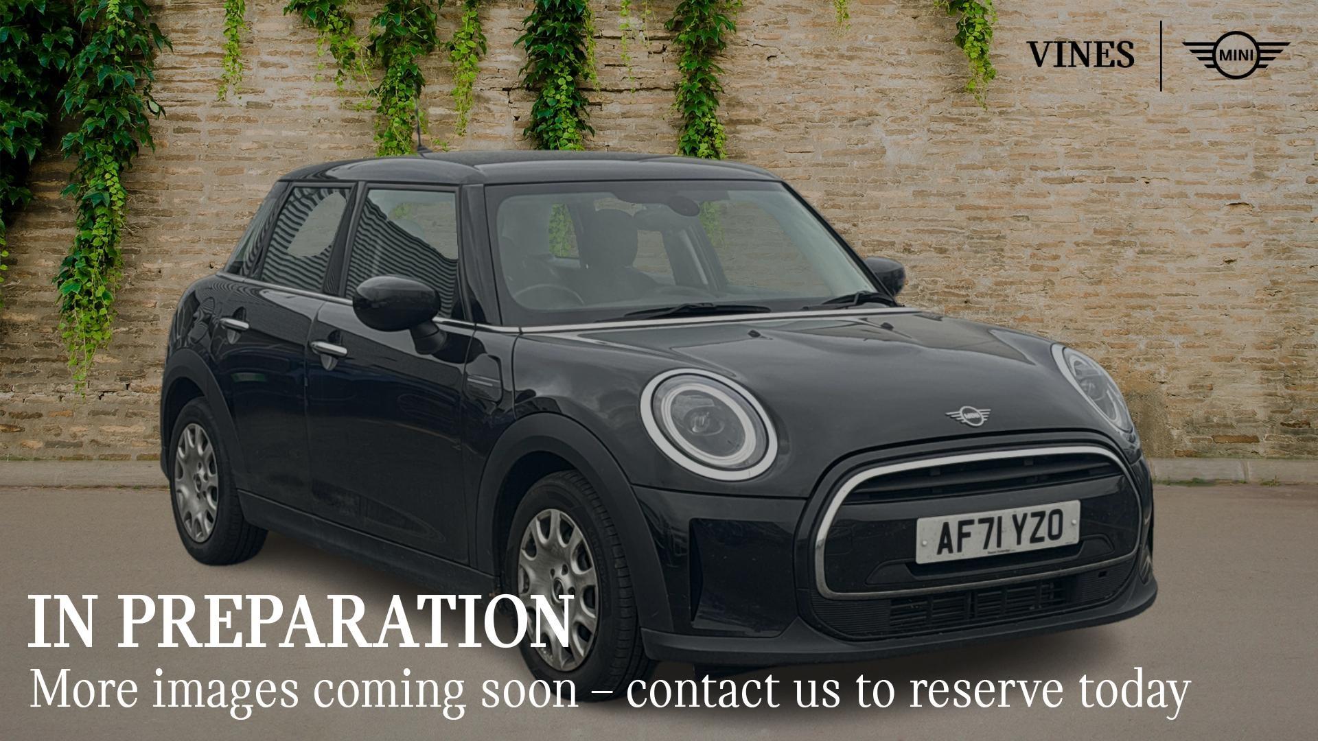 Main listing image - MINI Hatchback 5dr