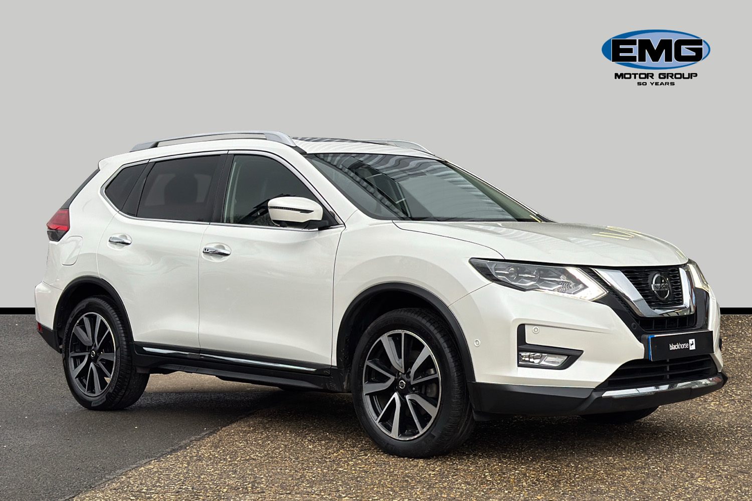 Main listing image - Nissan X-Trail