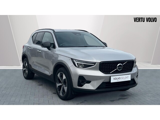 Main listing image - Volvo XC40