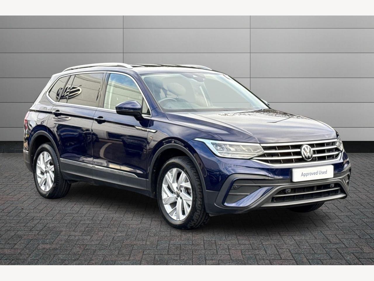 Main listing image - Volkswagen Tiguan Allspace