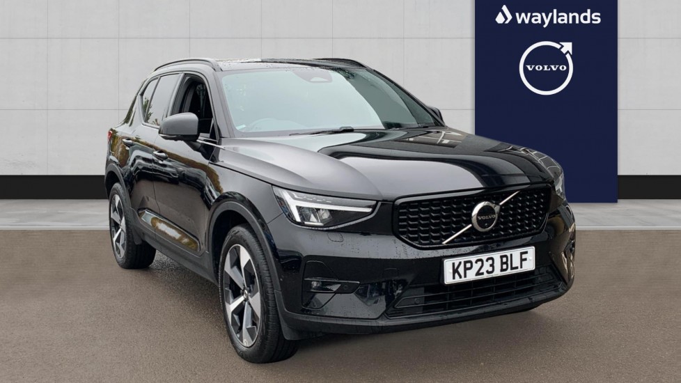 Main listing image - Volvo XC40