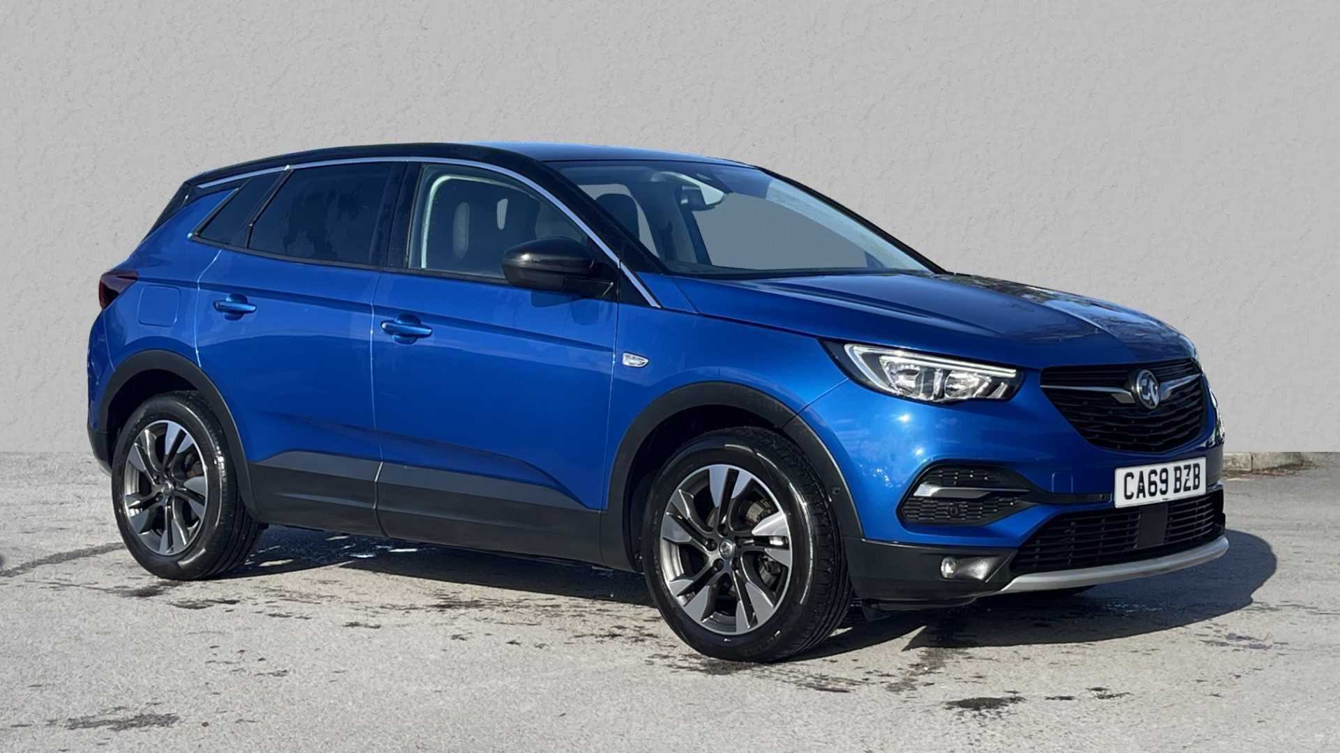 Main listing image - Vauxhall Grandland X