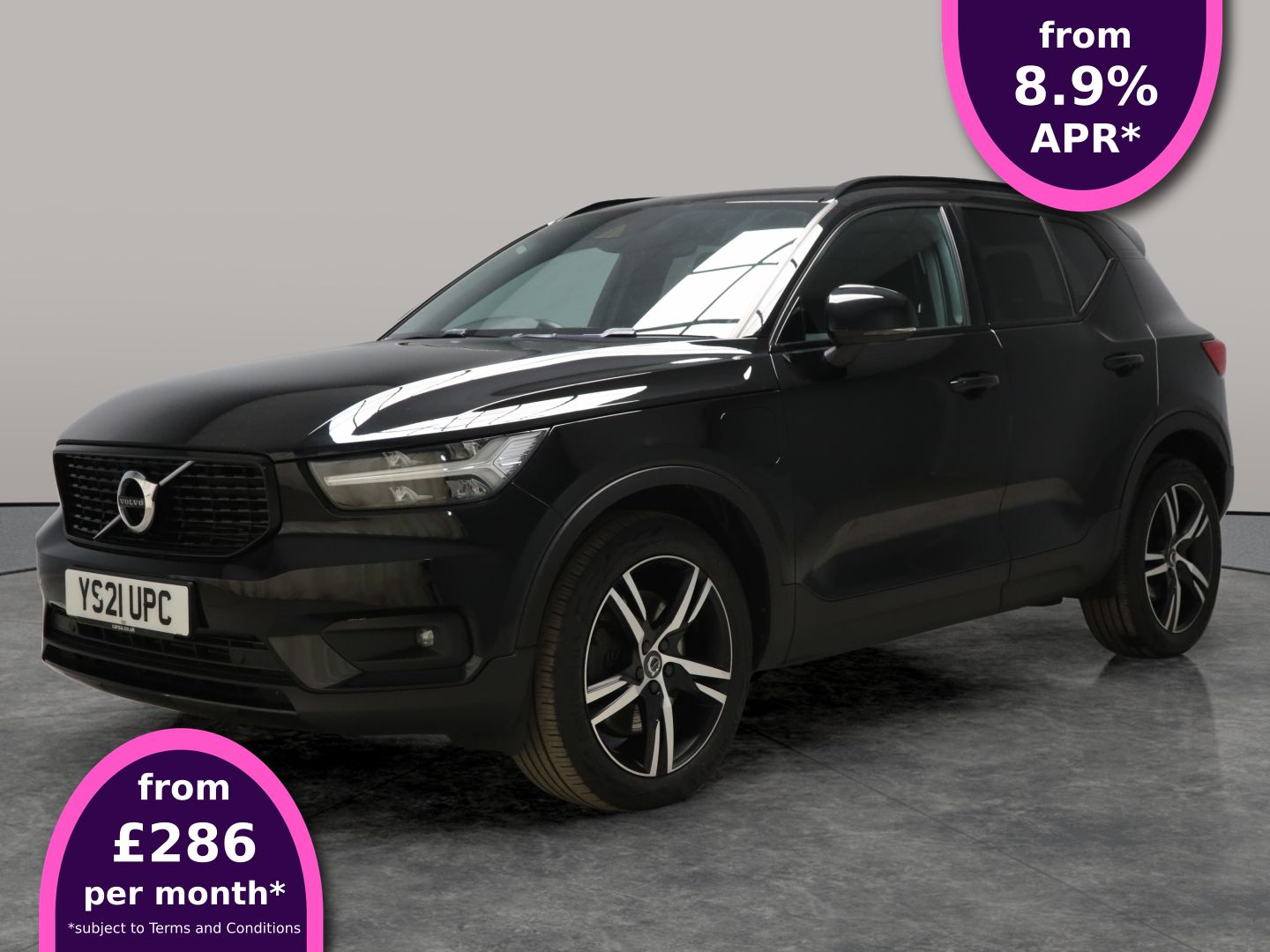 Main listing image - Volvo XC40 Recharge