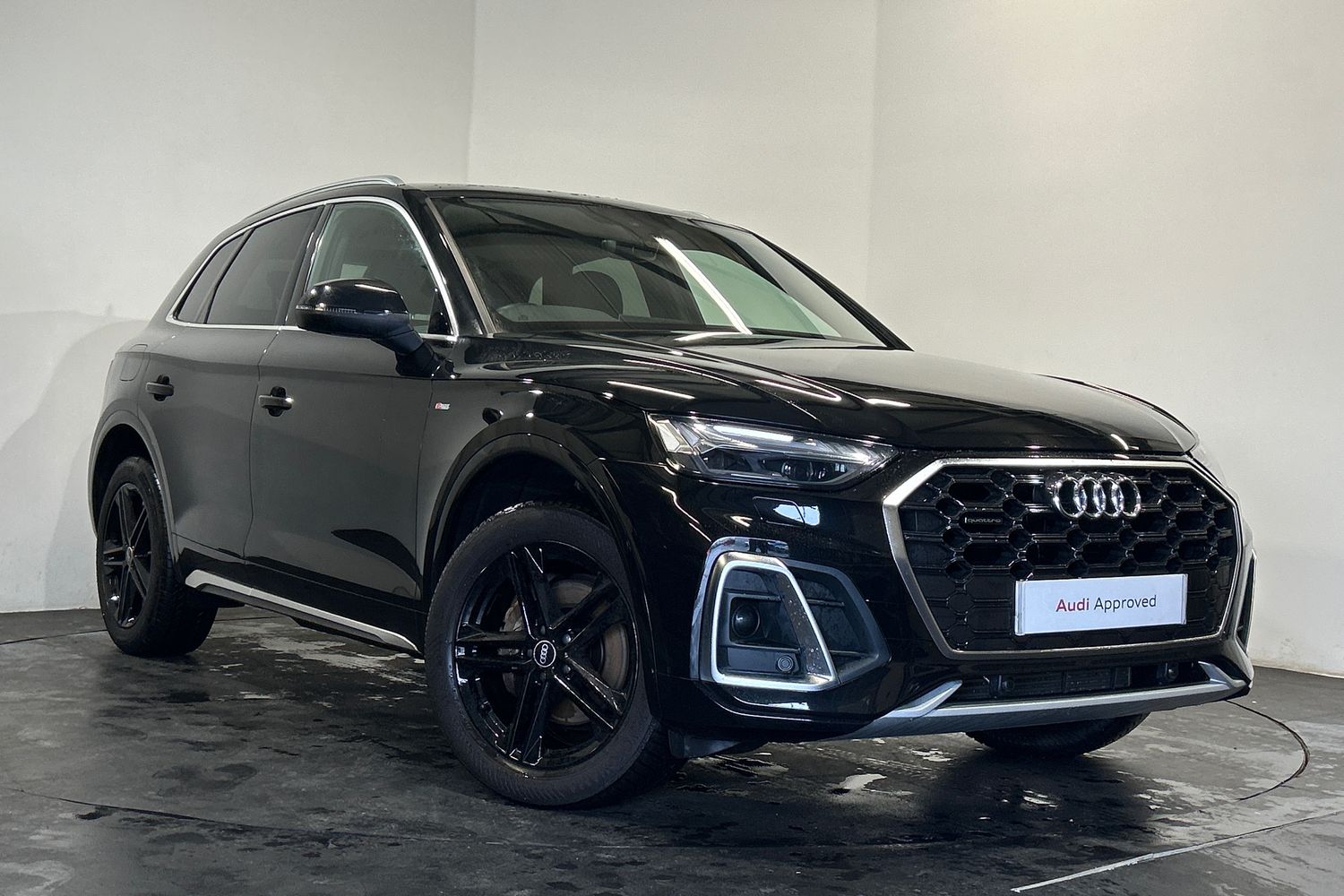 Main listing image - Audi Q5