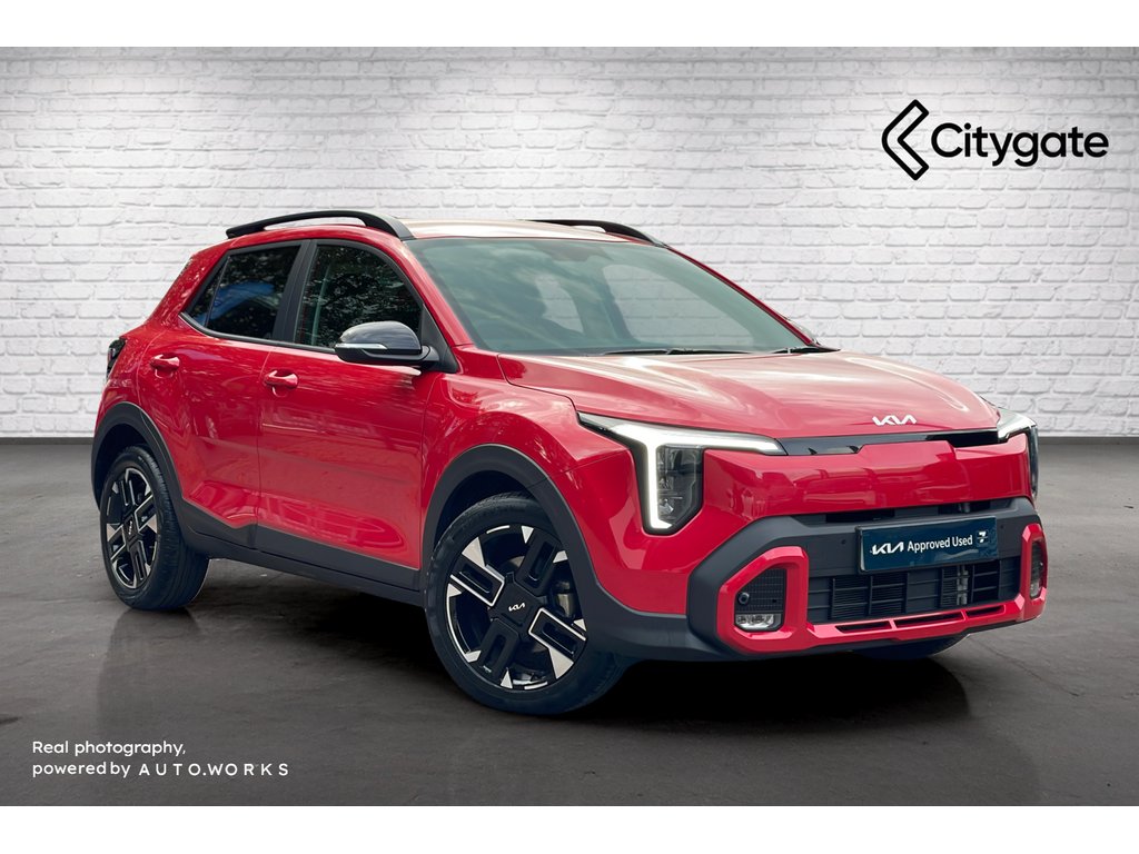 Main listing image - Kia Stonic