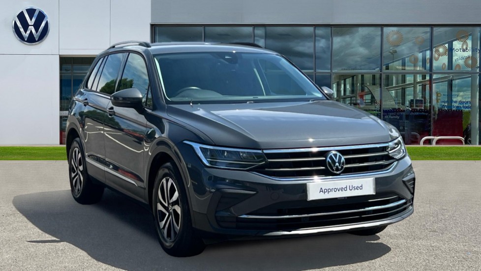 Main listing image - Volkswagen Tiguan