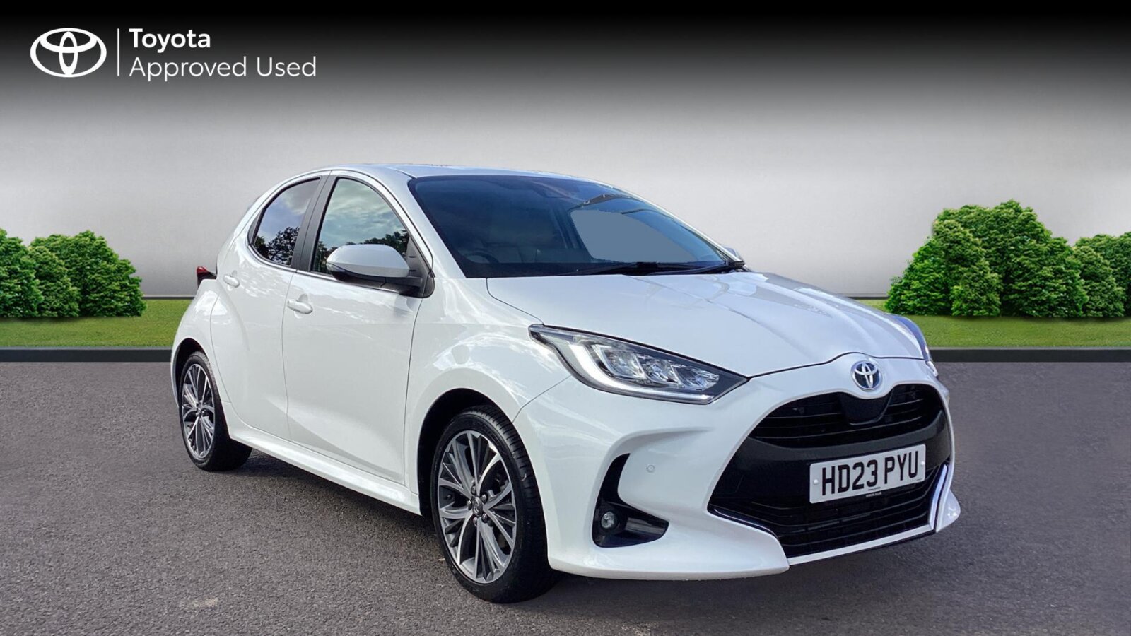 Main listing image - Toyota Yaris