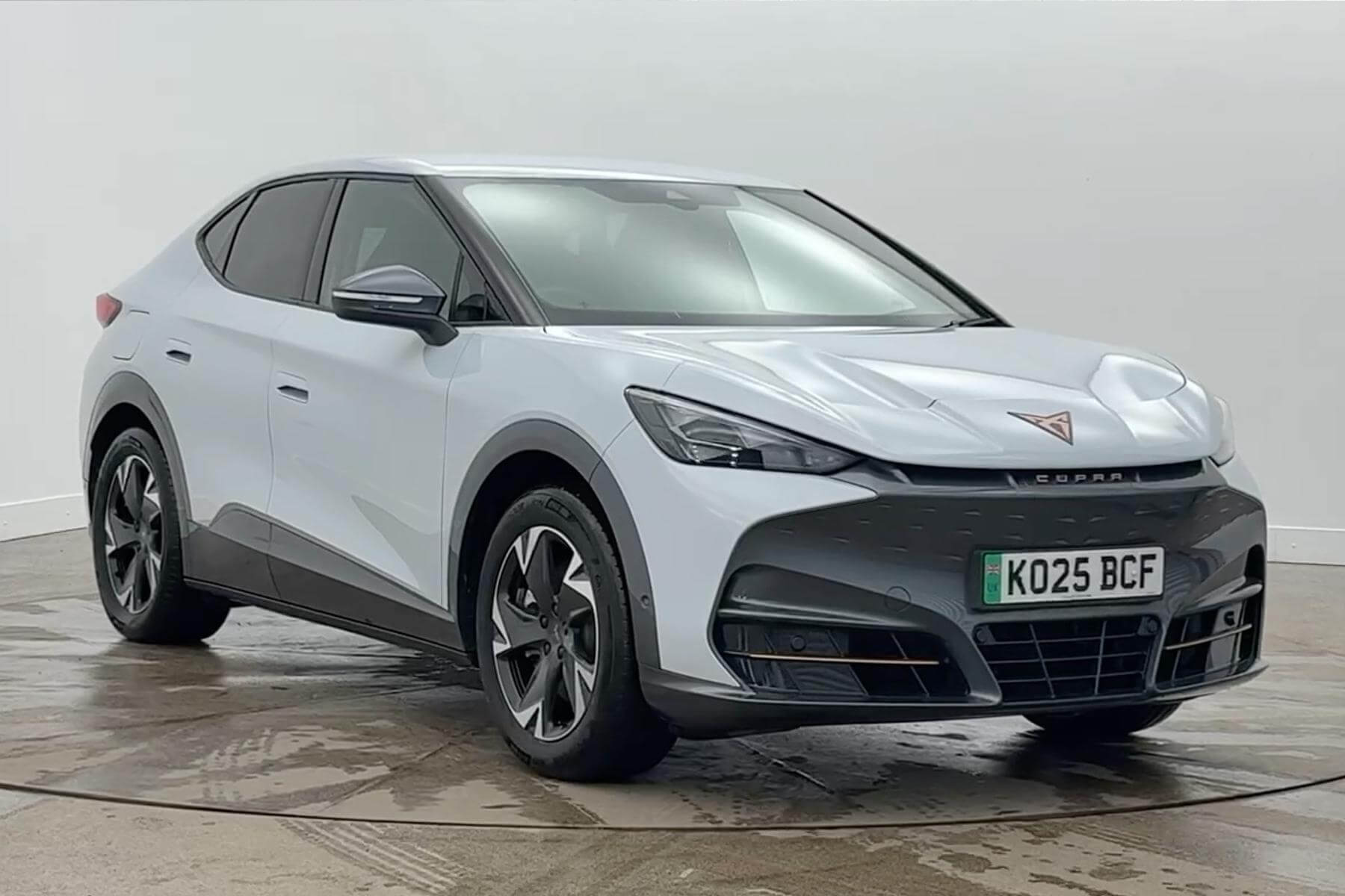 Main listing image - Cupra Tavascan