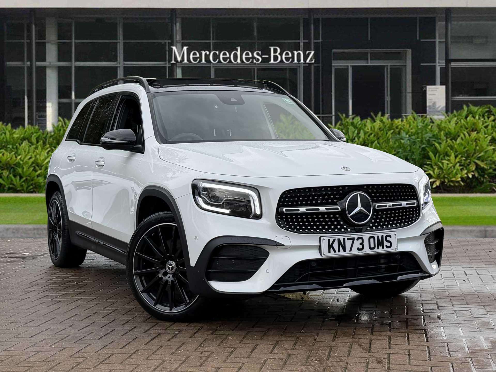 Main listing image - Mercedes-Benz GLB