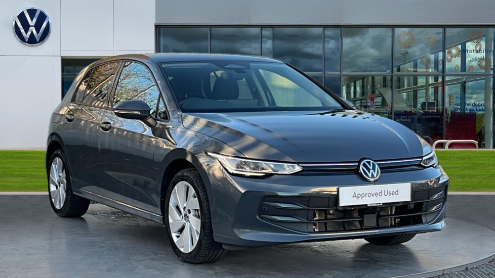 Main listing image - Volkswagen Golf