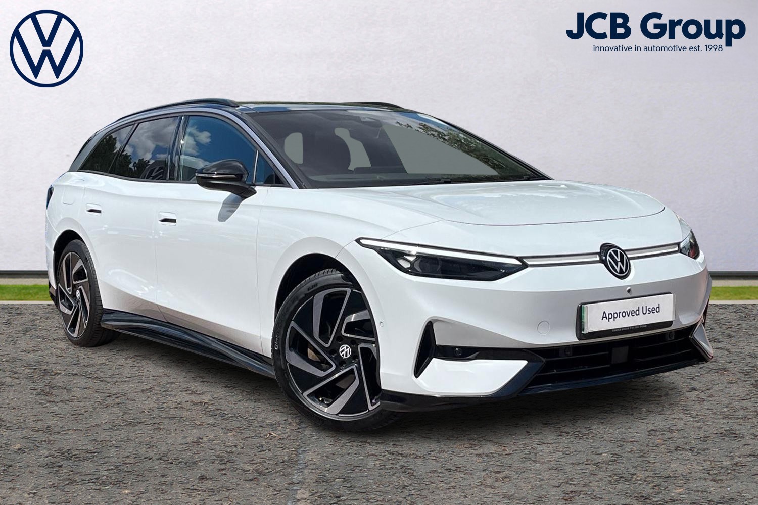 Main listing image - Volkswagen ID.7