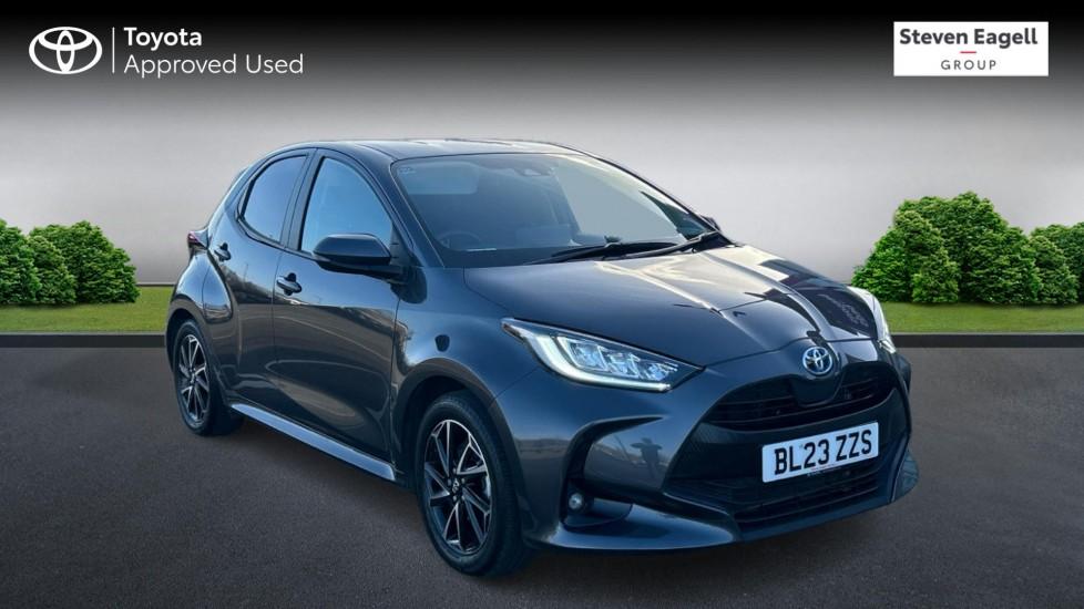 Main listing image - Toyota Yaris