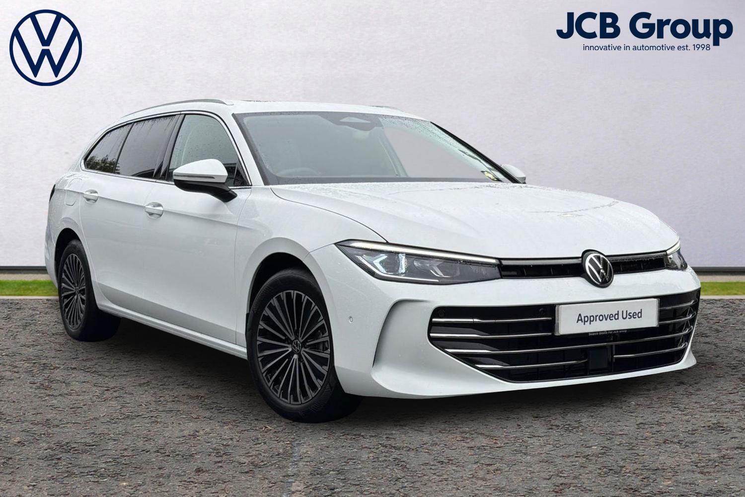 Main listing image - Volkswagen Passat Estate