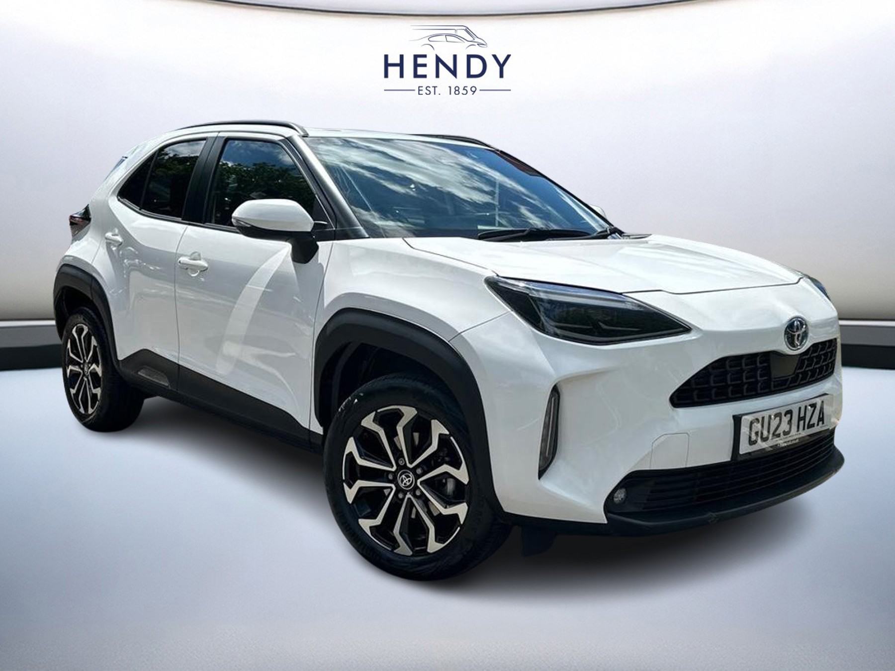 Main listing image - Toyota Yaris Cross