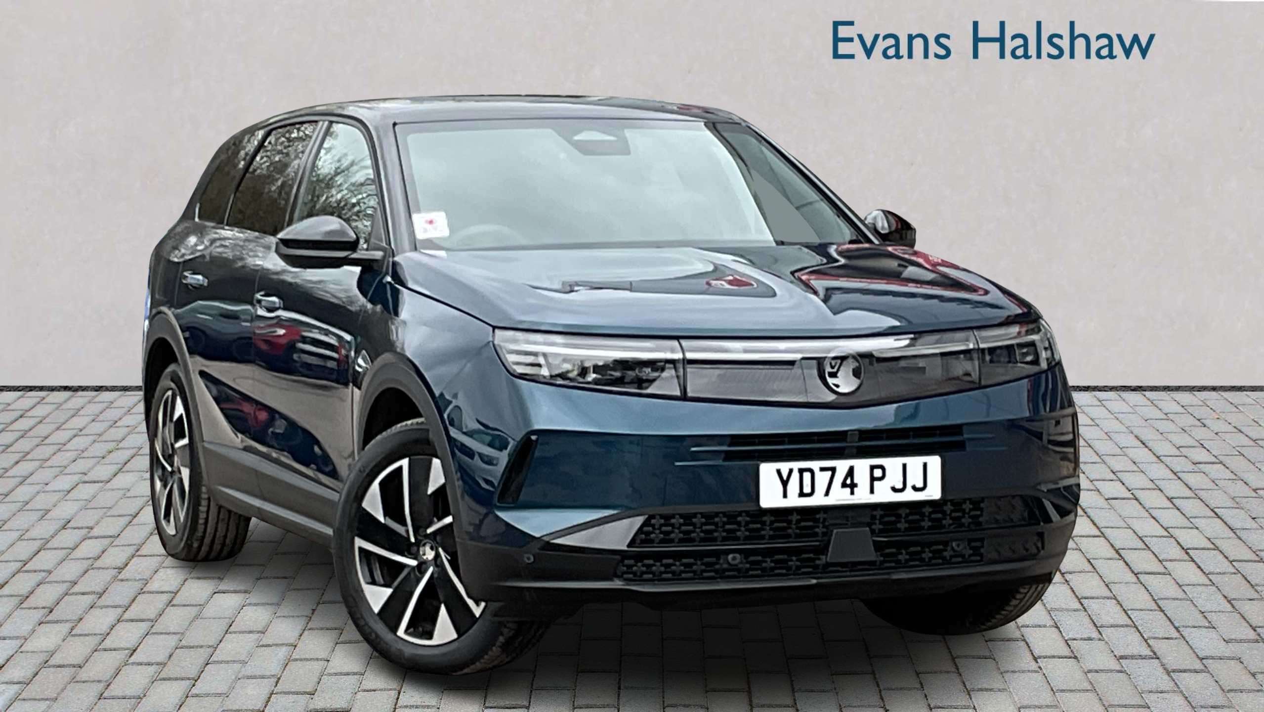 Main listing image - Vauxhall Grandland