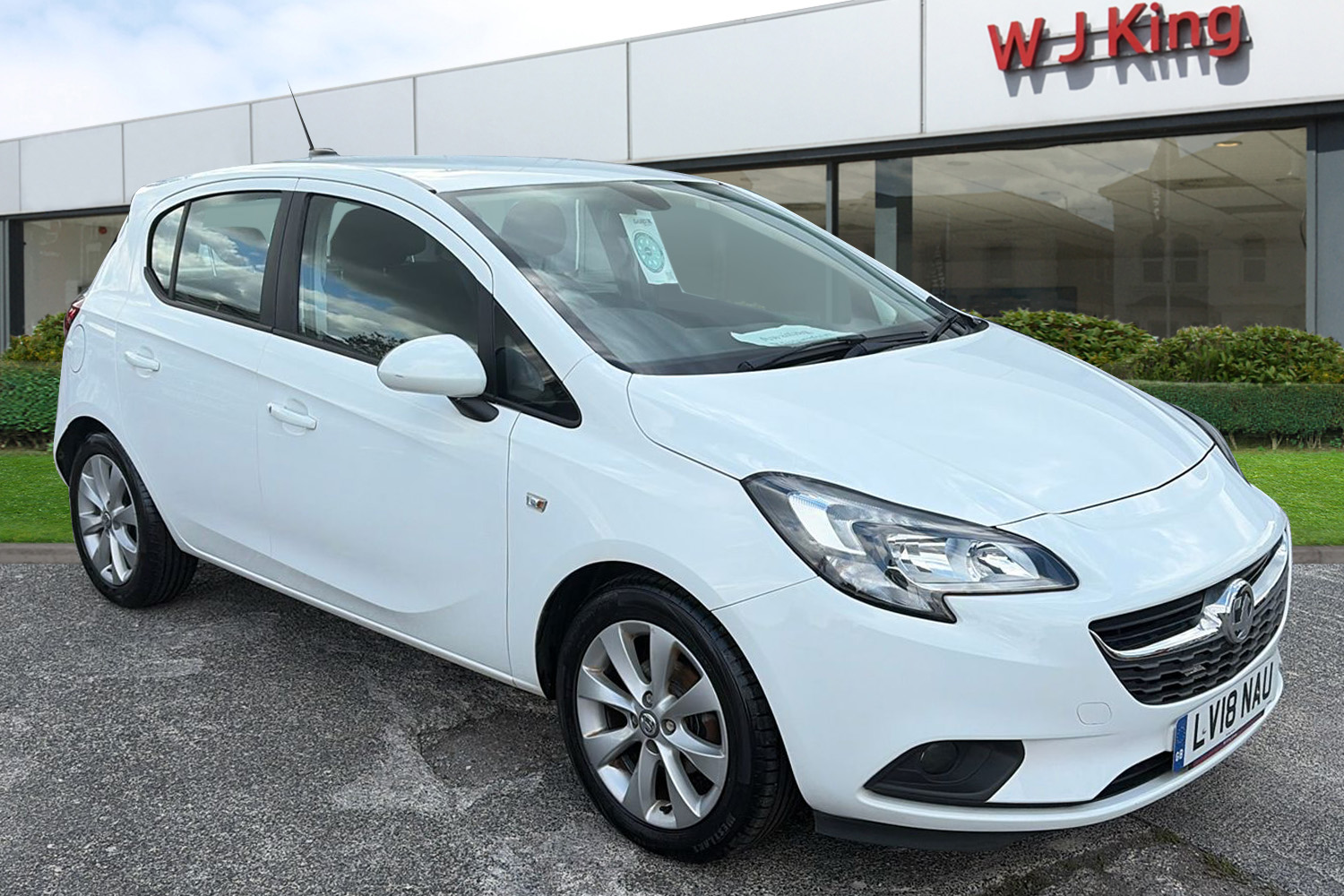 Main listing image - Vauxhall Corsa