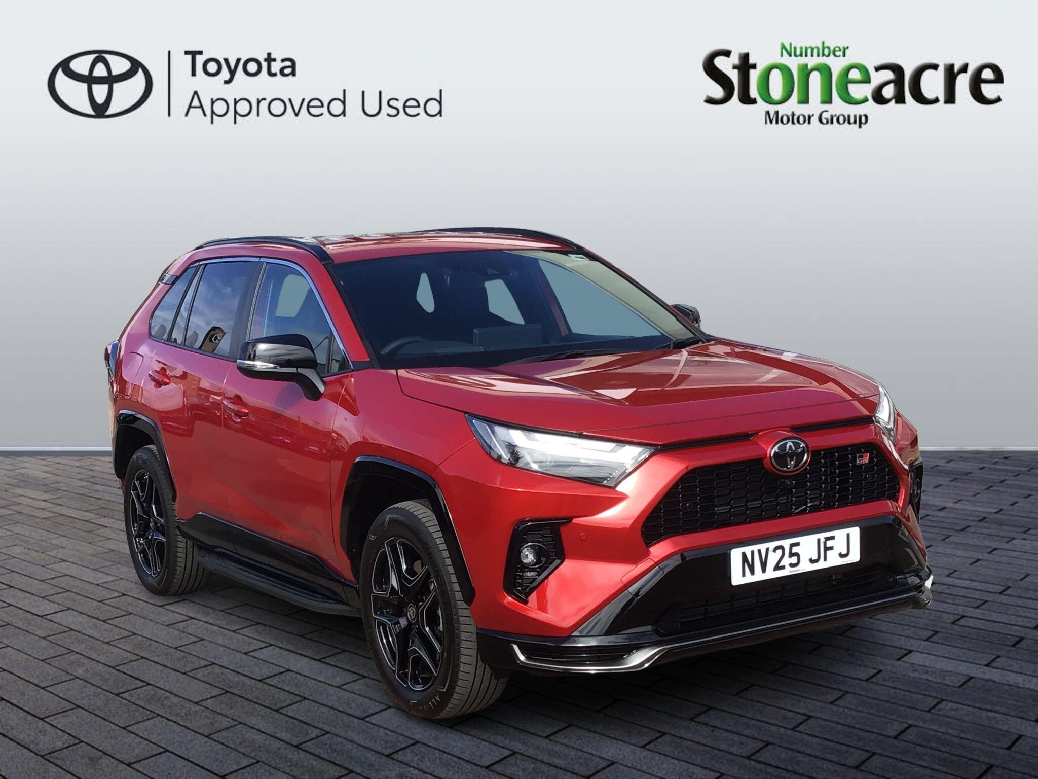 Main listing image - Toyota RAV4
