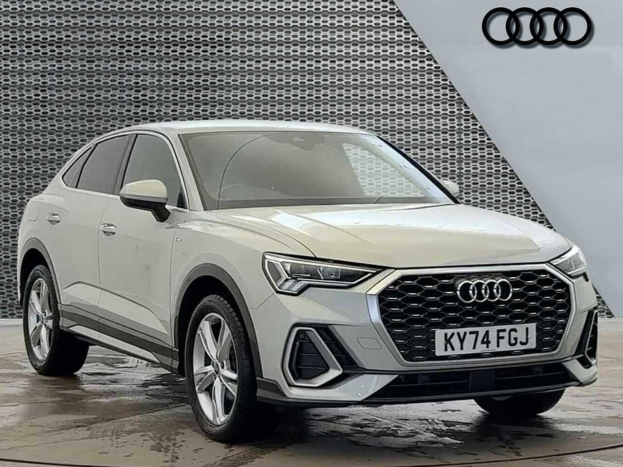 Main listing image - Audi Q3