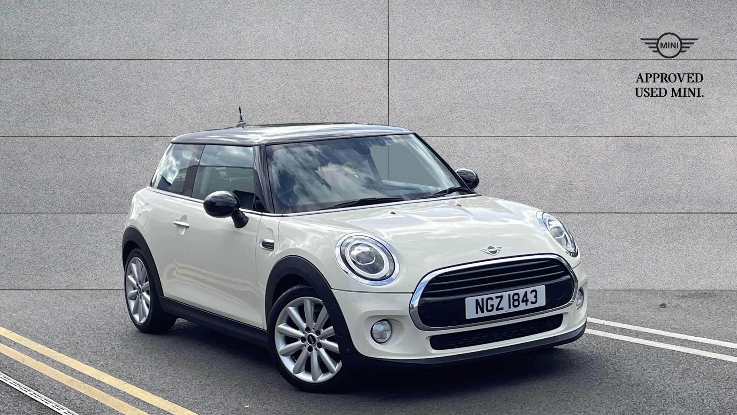 Main listing image - MINI Hatchback